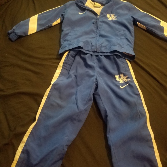 family matching nike outfits